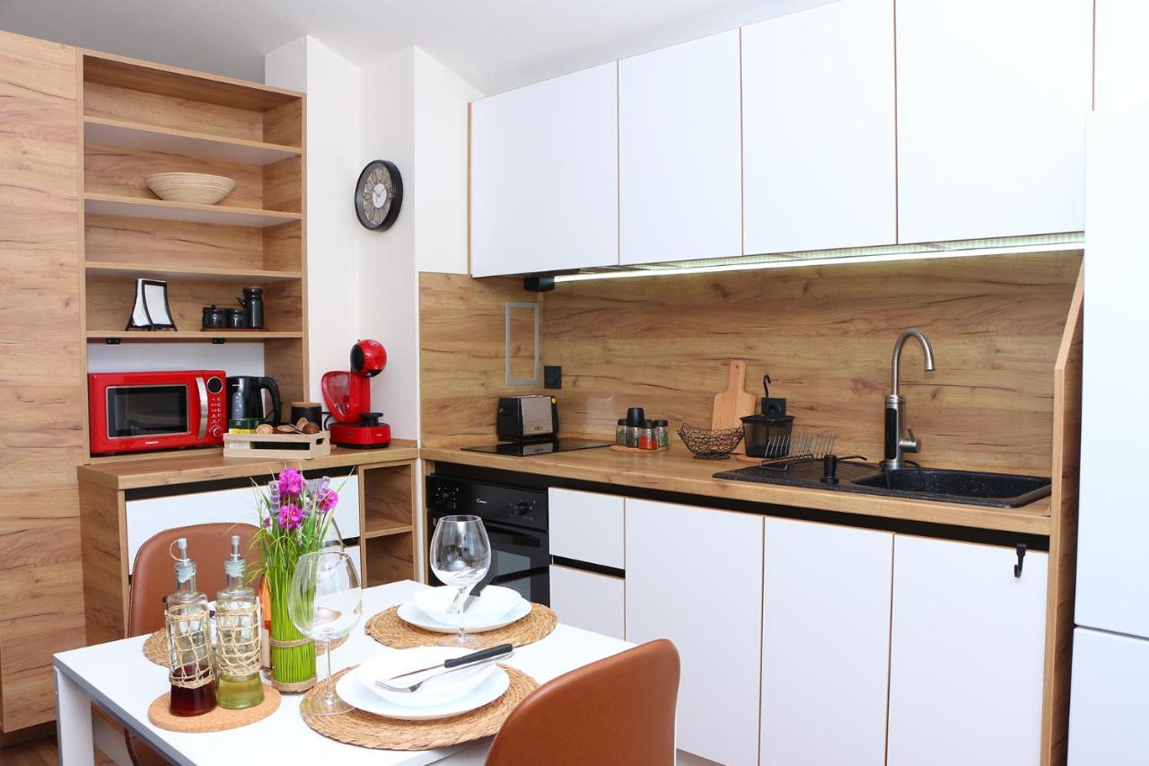 Apartament Shik & Chic In The Heart Of Burgas # 5Min From Beach # New Zewnętrze zdjęcie